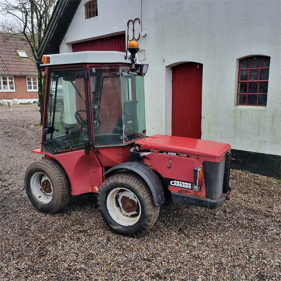Carraro HST 4400 Superpark - Kommunale traktor: bilde 3 Carraro HST 4400 Superpark - Kommunale traktor: bilde 3