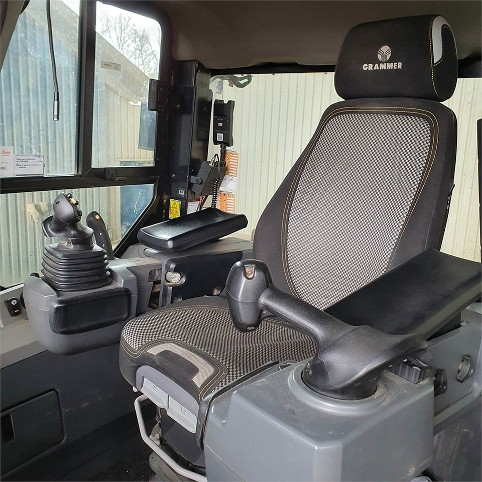 Leie Caterpillar D7E LGP Caterpillar D7E LGP: bilde 24 Leie Caterpillar D7E LGP Caterpillar D7E LGP: bilde 24