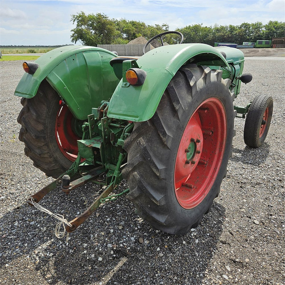 Deutz D4005 - Traktor: bilde 4 Deutz D4005 - Traktor: bilde 4