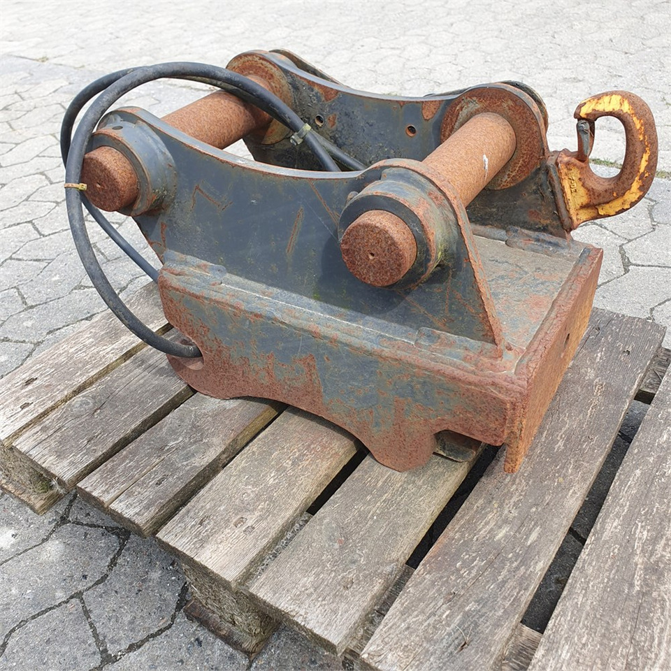 Engcon S45 - Hurtigkobling for Gravemaskin: bilde 1 Engcon S45 - Hurtigkobling for Gravemaskin: bilde 1