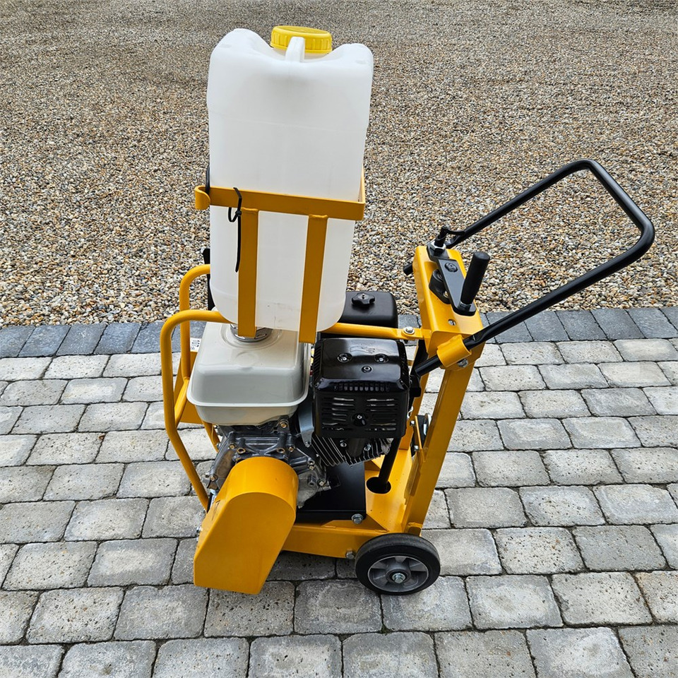 Euro Shatal CS 454M - Asfaltteknikk: bilde 3 Euro Shatal CS 454M - Asfaltteknikk: bilde 3