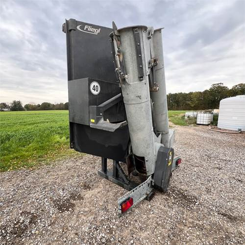 Fliegl ULS 400/500 - Husdyrhold-utstyr: bilde 5 Fliegl ULS 400/500 - Husdyrhold-utstyr: bilde 5