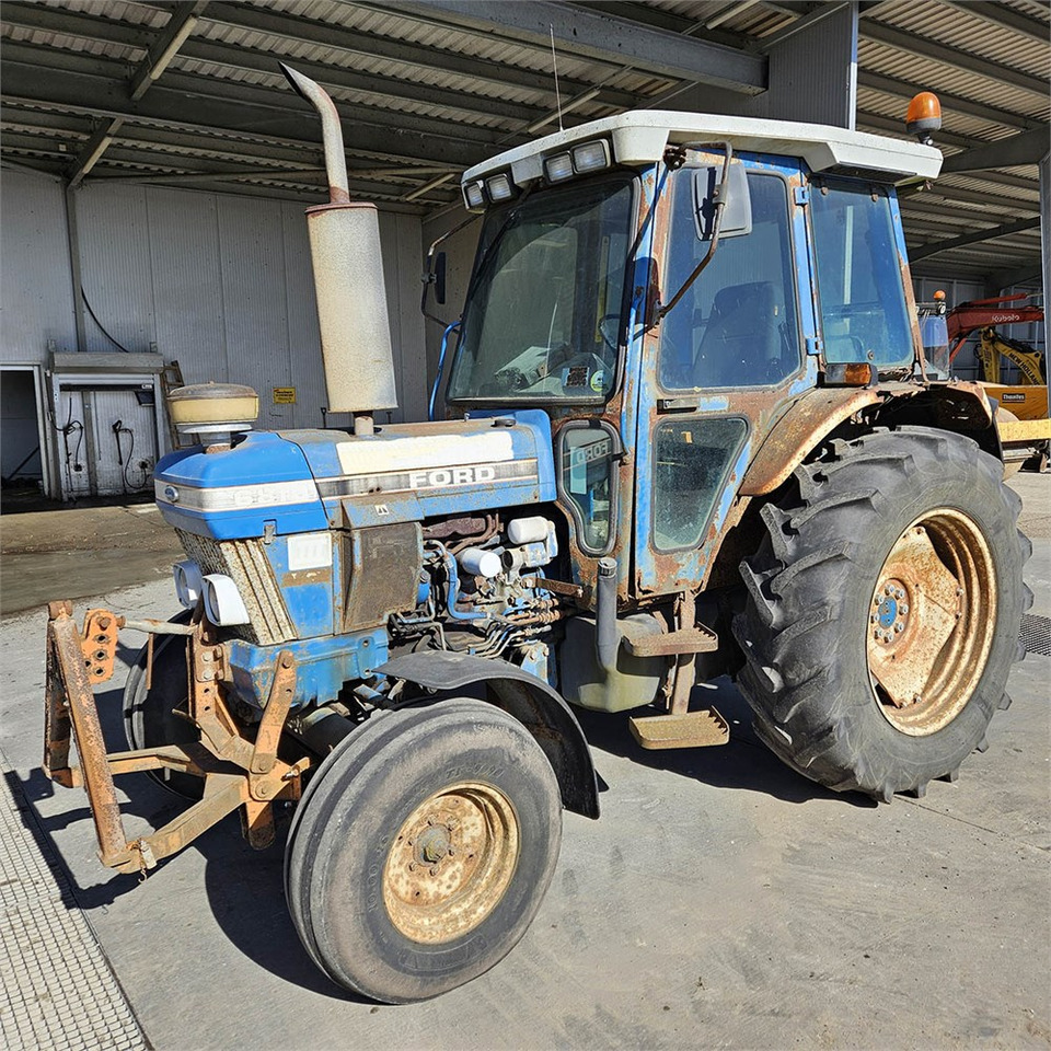 Ford 6810 - Traktor: bilde 1 Ford 6810 - Traktor: bilde 1