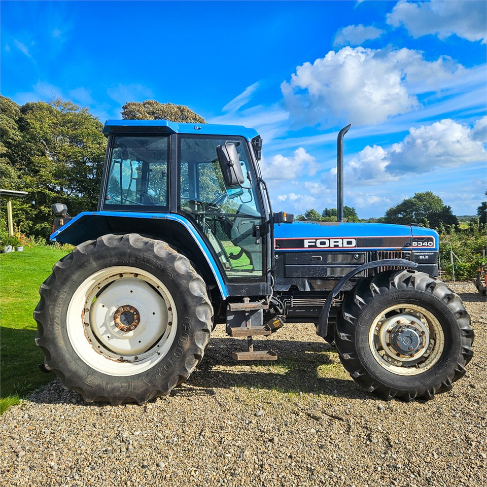 Ford 8340 Powerstar SLE - Traktor: bilde 2 Ford 8340 Powerstar SLE - Traktor: bilde 2