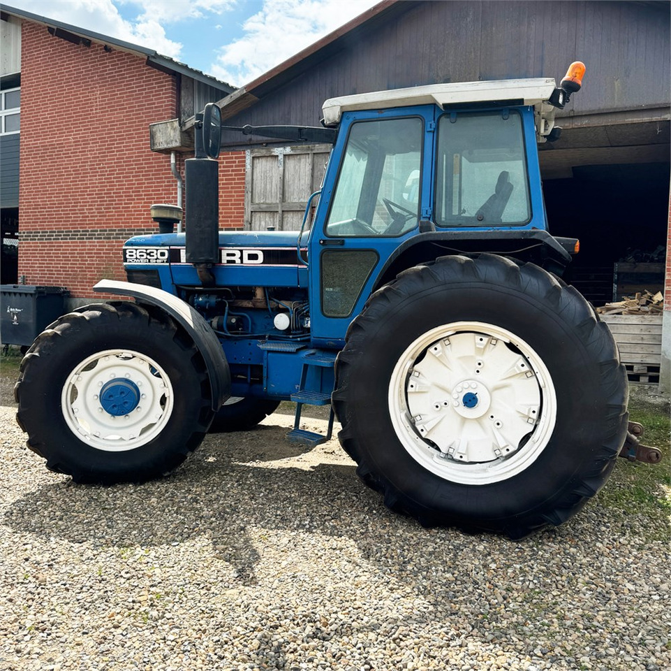 Ford 8630 - Traktor: bilde 2 Ford 8630 - Traktor: bilde 2
