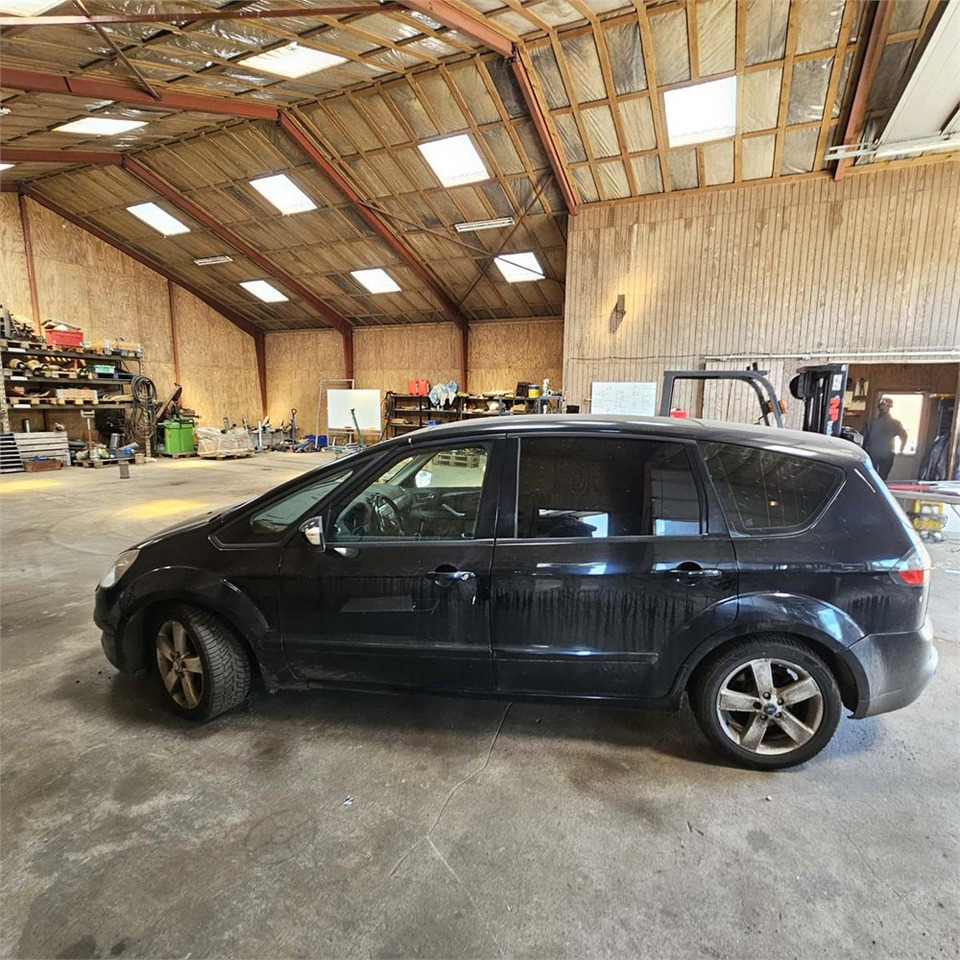 Ford S-Max - SUV: bilde 5 Ford S-Max - SUV: bilde 5