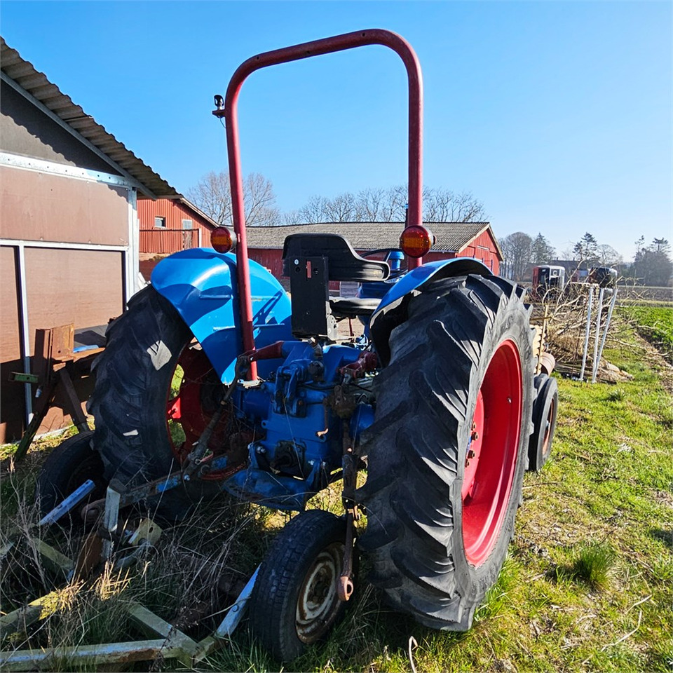 Ford T2 - Traktor: bilde 5 Ford T2 - Traktor: bilde 5