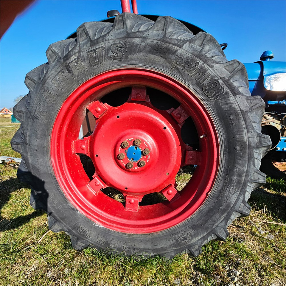 Traktor Ford T2: bilde 29 Traktor Ford T2: bilde 29