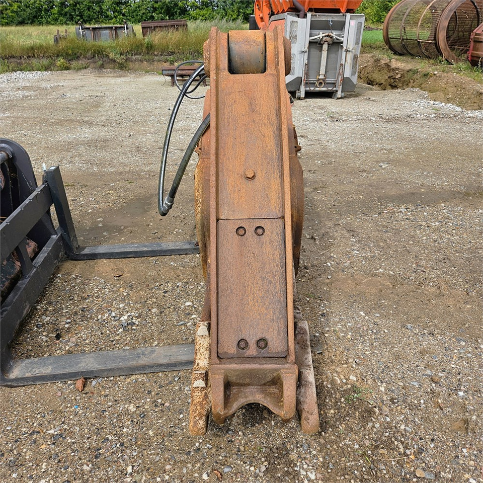 Furukawa VM25-ER - Hydraulisk saks for Gravemaskin: bilde 2 Furukawa VM25-ER - Hydraulisk saks for Gravemaskin: bilde 2