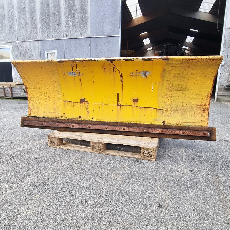 GMR Stensballe FS 1300 - Snøplog: bilde 2 GMR Stensballe FS 1300 - Snøplog: bilde 2
