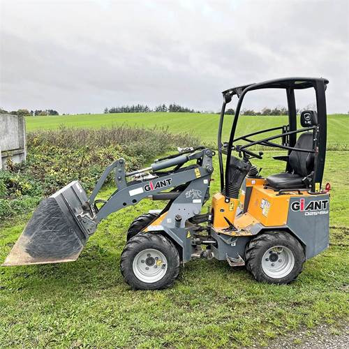 Giant D254SW - Kompaktlaster: bilde 2 Giant D254SW - Kompaktlaster: bilde 2