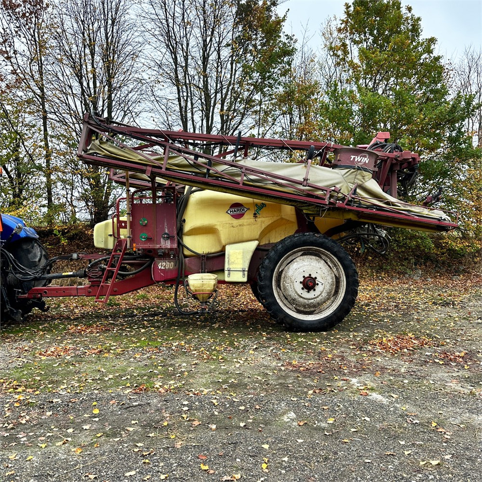 Hardi -Twin cm plus 32 - Sprøyte: bilde 3 Hardi -Twin cm plus 32 - Sprøyte: bilde 3