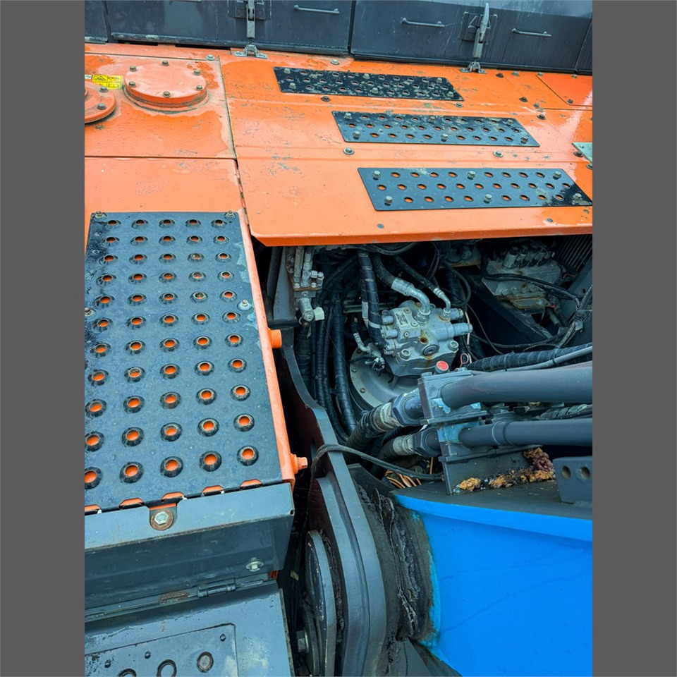 Beltegraver Hitachi ZX350 LC-6: bilde 23