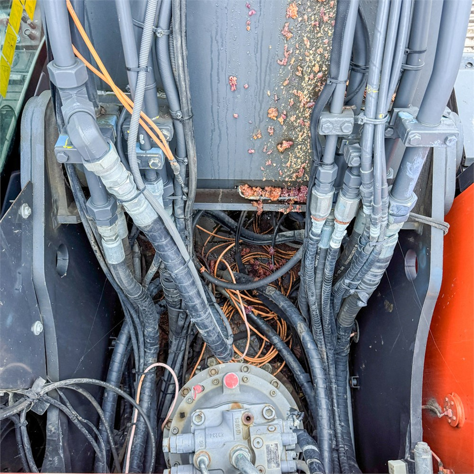 Beltegraver Hitachi ZX350 LC-6: bilde 24