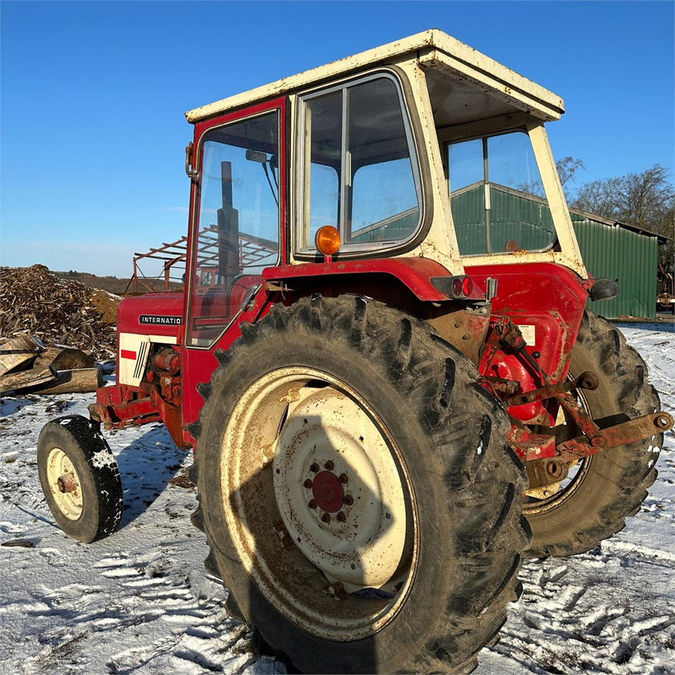 International IH I - 574 - Traktor: bilde 5 International IH I - 574 - Traktor: bilde 5