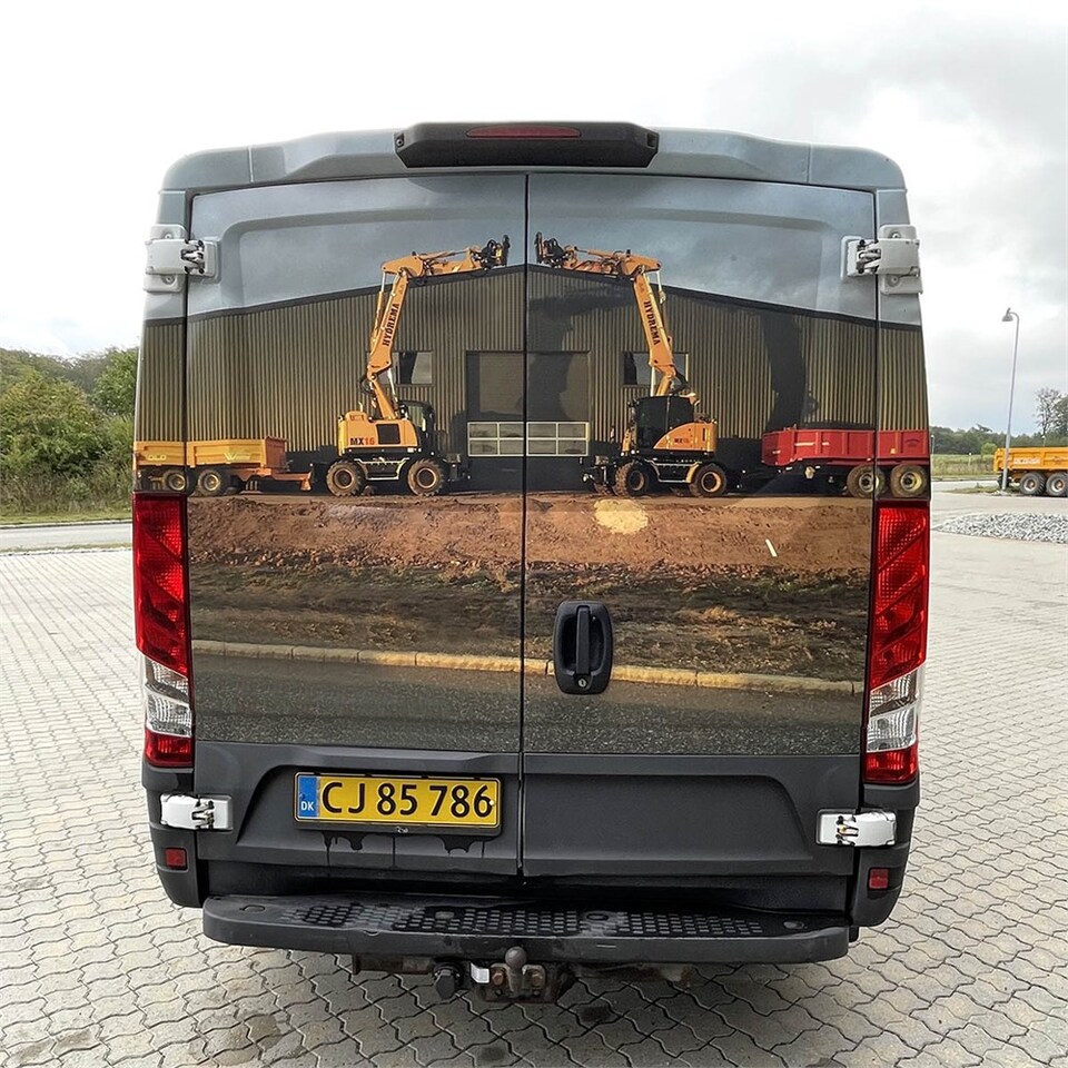 Iveco 35-120 HI Matic - Kassebil: bilde 5 Iveco 35-120 HI Matic - Kassebil: bilde 5