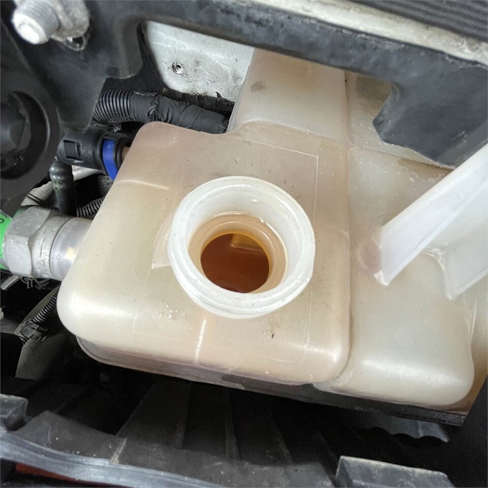 Leie Iveco 35-120 HI Matic Iveco 35-120 HI Matic: bilde 42 Leie Iveco 35-120 HI Matic Iveco 35-120 HI Matic: bilde 42