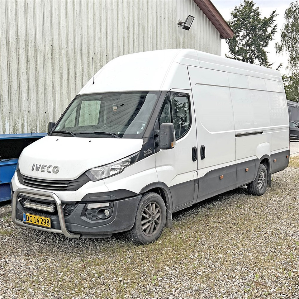 Iveco 35s18 - Kassebil: bilde 1 Iveco 35s18 - Kassebil: bilde 1