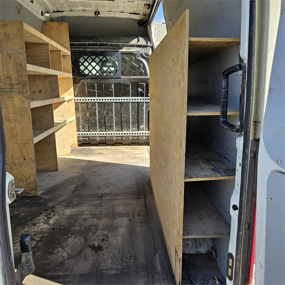 Kassebil Iveco Daily 35s17 3,0D: bilde 6