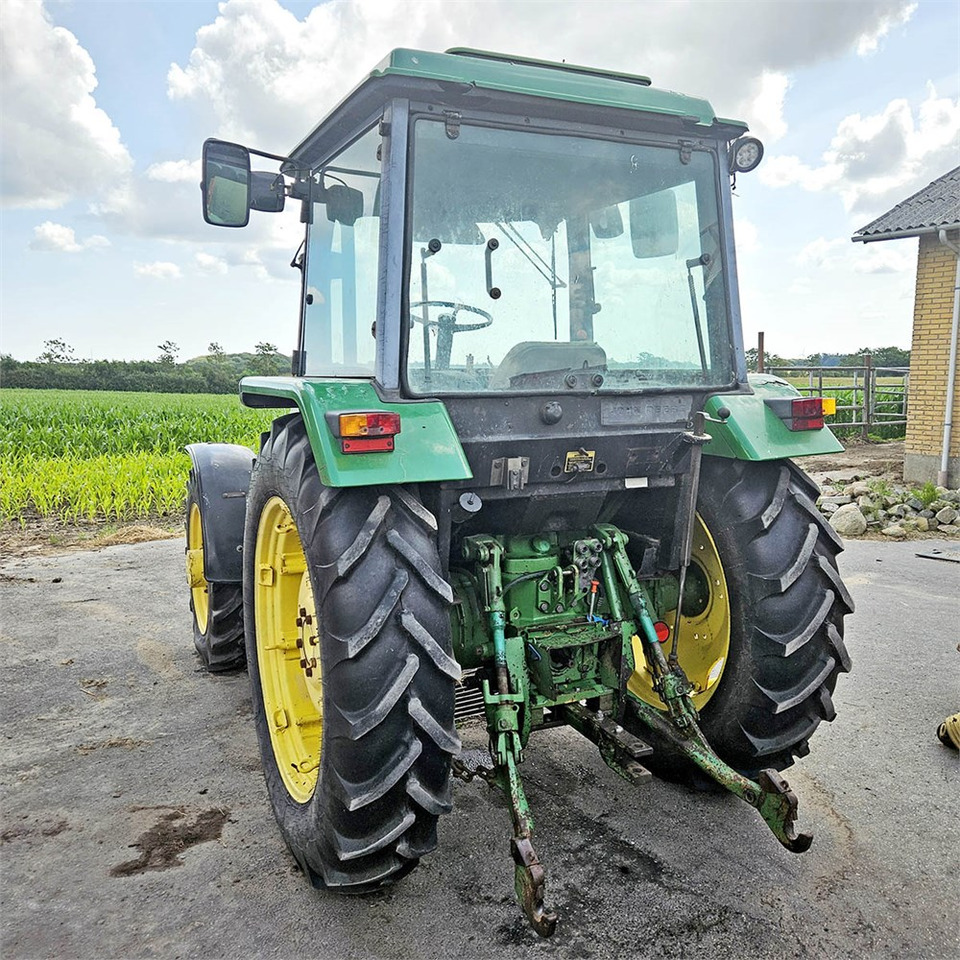 John Deere 2850 MFWD - Traktor: bilde 4 John Deere 2850 MFWD - Traktor: bilde 4