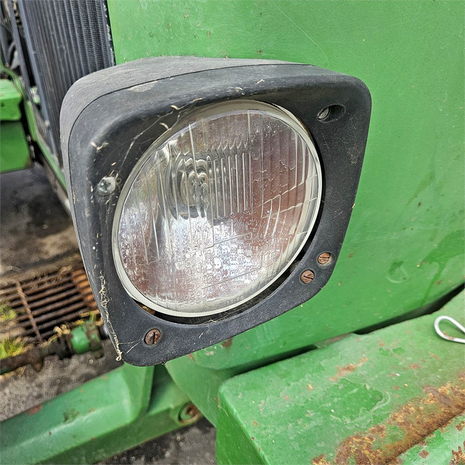 Traktor John Deere 2850 MFWD: bilde 35 Traktor John Deere 2850 MFWD: bilde 35