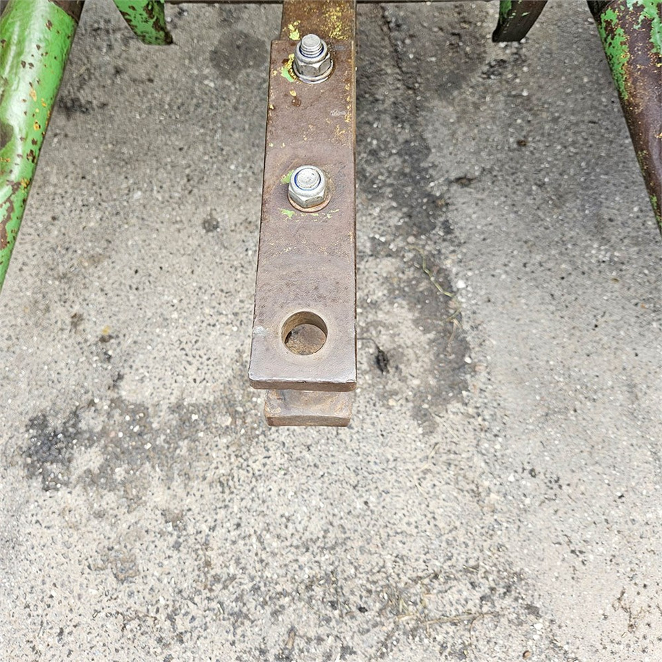 Traktor John Deere 2850 MFWD: bilde 26 Traktor John Deere 2850 MFWD: bilde 26