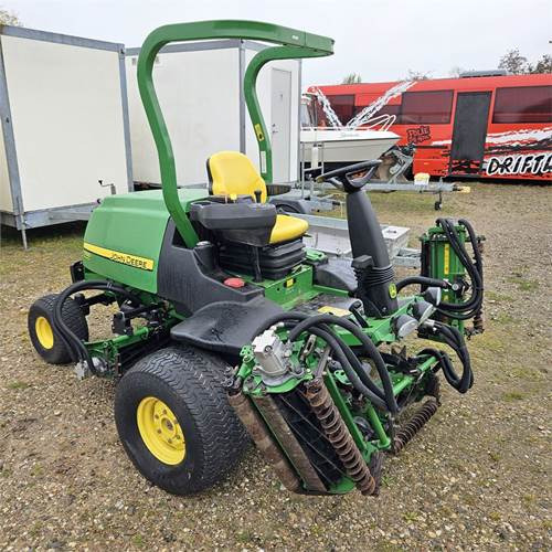John Deere 7700 Precisioncut - Gressklipper: bilde 3 John Deere 7700 Precisioncut - Gressklipper: bilde 3