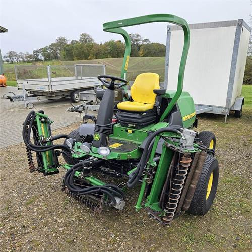 John Deere 7700 Precisioncut - Gressklipper: bilde 4 John Deere 7700 Precisioncut - Gressklipper: bilde 4