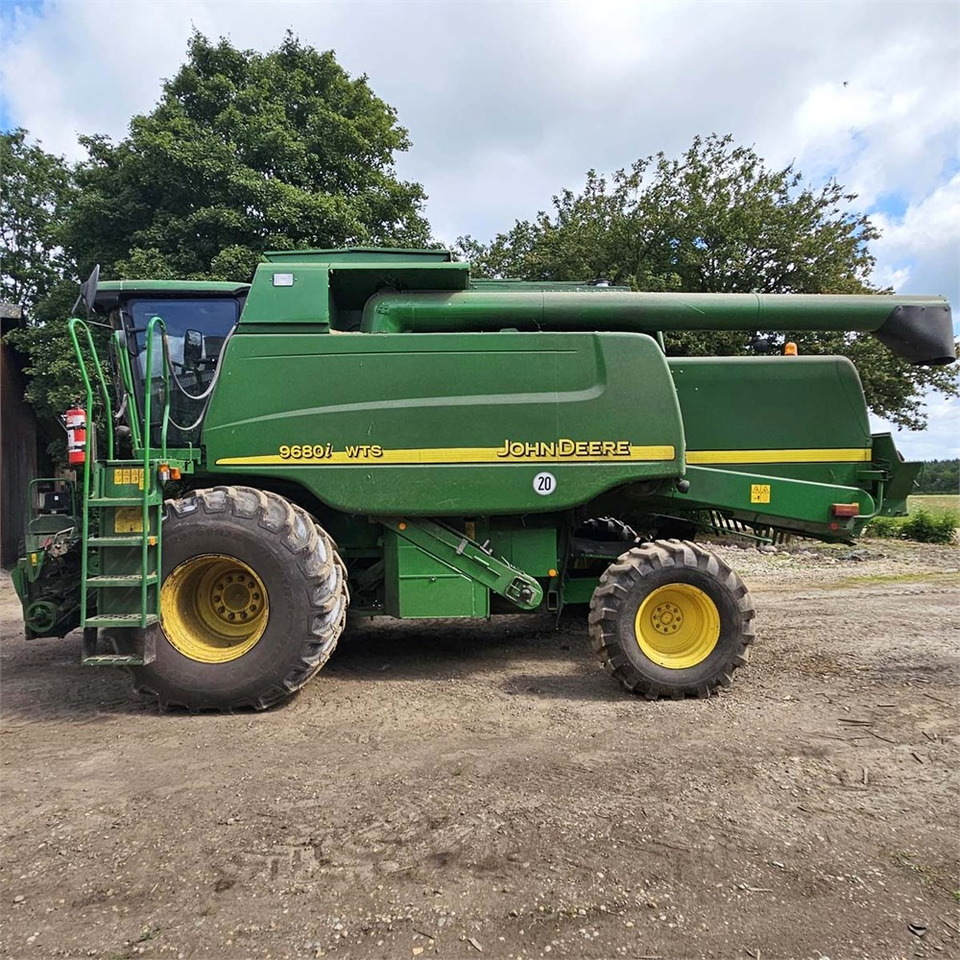 John Deere 9680i WTS - Tresker: bilde 1 John Deere 9680i WTS - Tresker: bilde 1