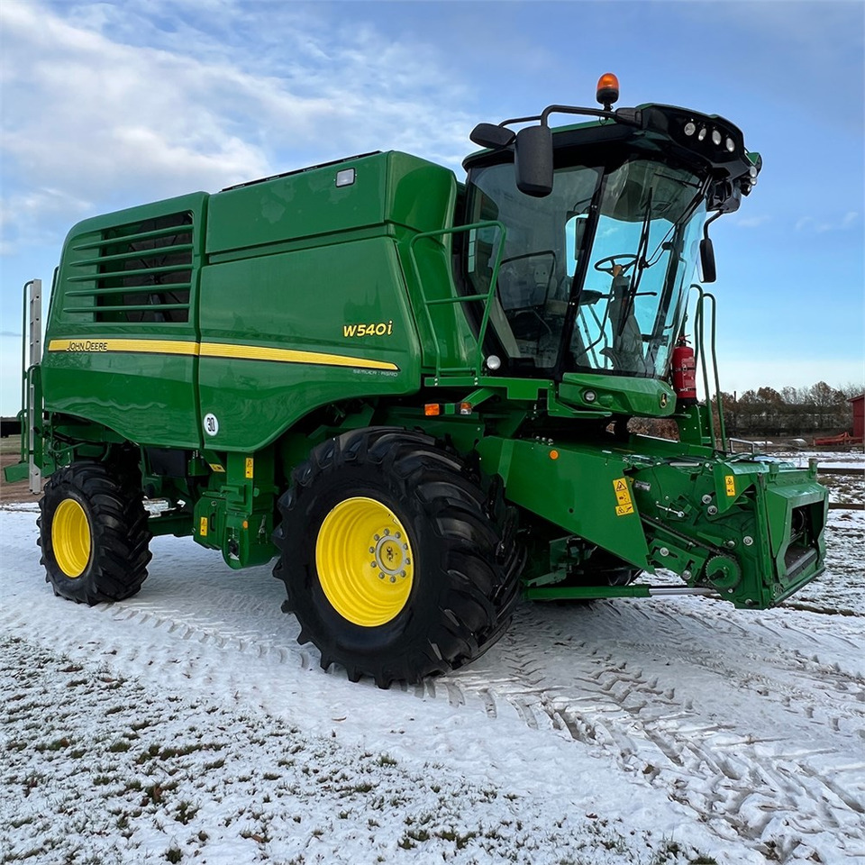 John Deere W540i - Tresker: bilde 3 John Deere W540i - Tresker: bilde 3