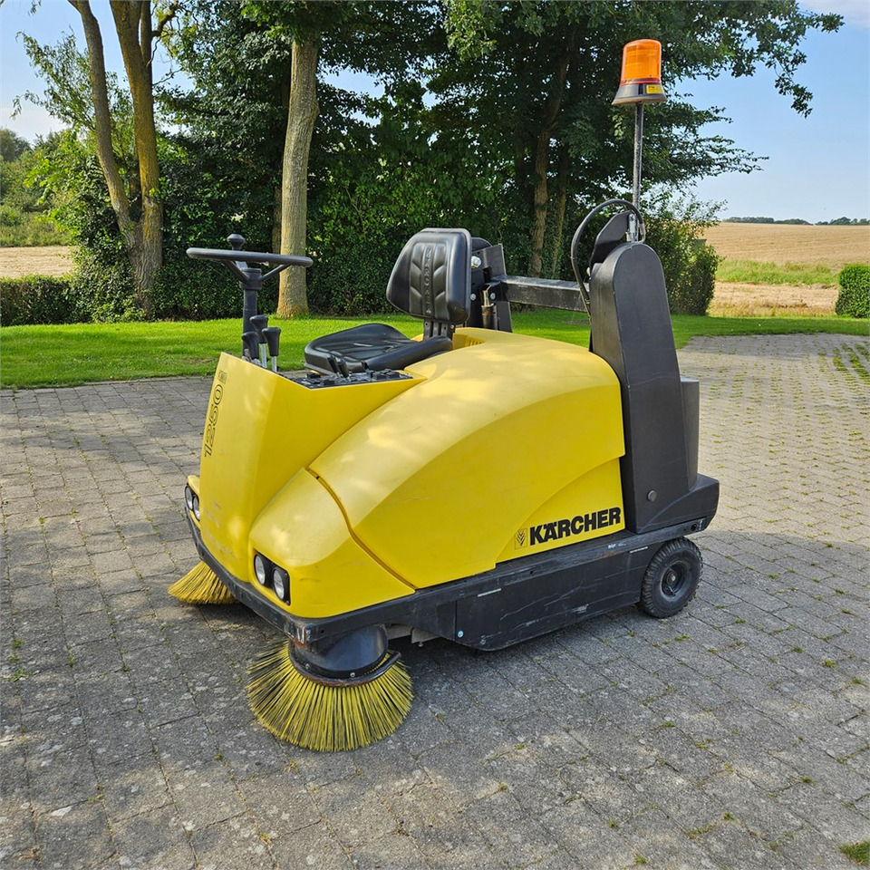 Kärcher KMR 1250 B - Industriell feiemaskin: bilde 1 Kärcher KMR 1250 B - Industriell feiemaskin: bilde 1
