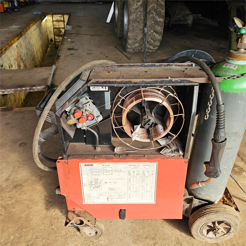 Kemppi Kempmat 2500 Svejserværk - Sveiseutstyr: bilde 4 Kemppi Kempmat 2500 Svejserværk - Sveiseutstyr: bilde 4
