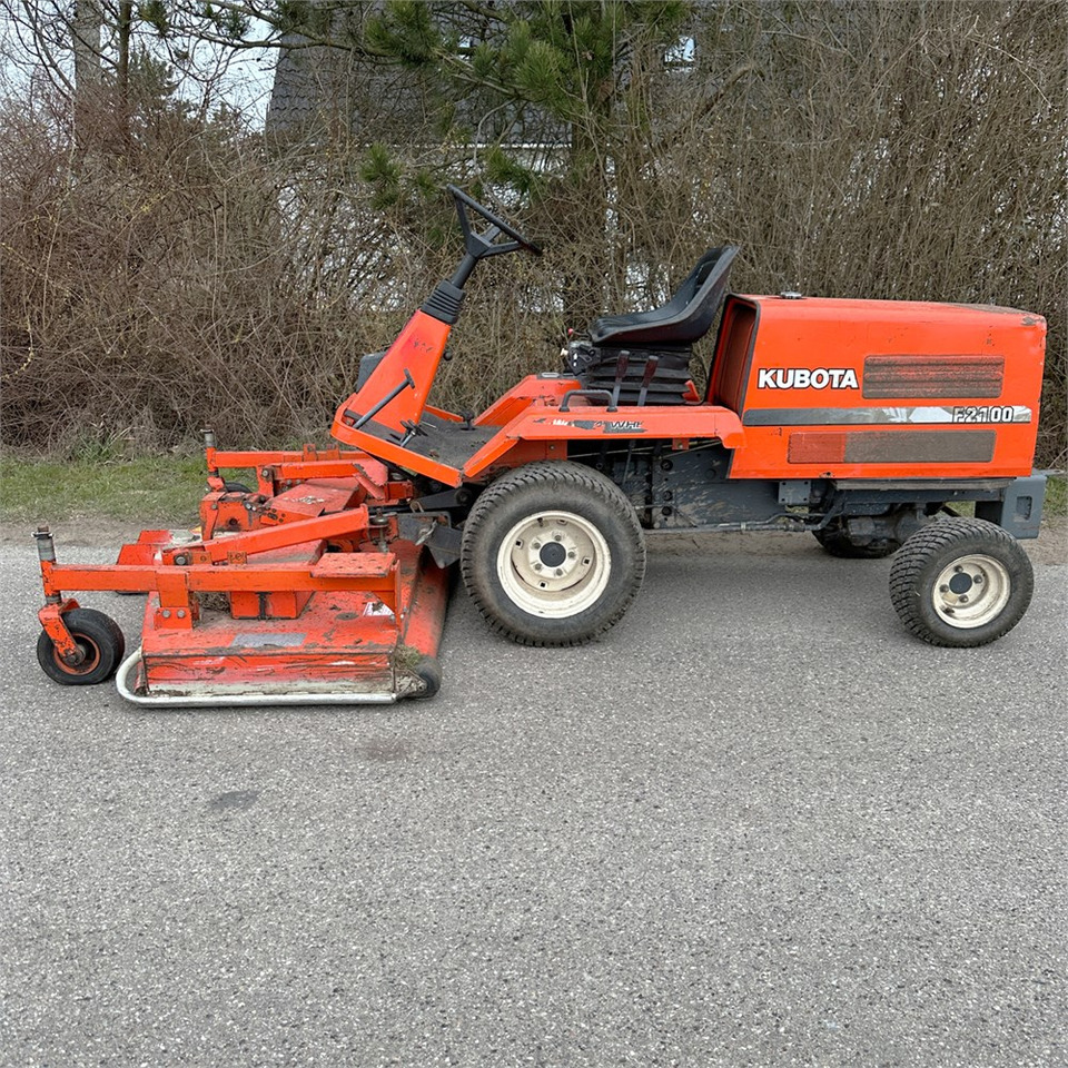 Kubota F2100 - Gressklipper: bilde 2 Kubota F2100 - Gressklipper: bilde 2