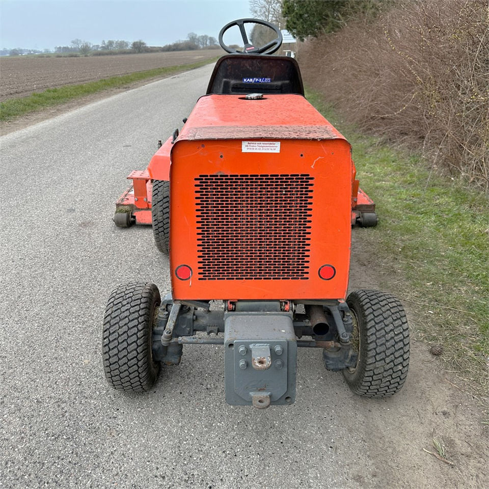 Kubota F2100 - Gressklipper: bilde 4 Kubota F2100 - Gressklipper: bilde 4