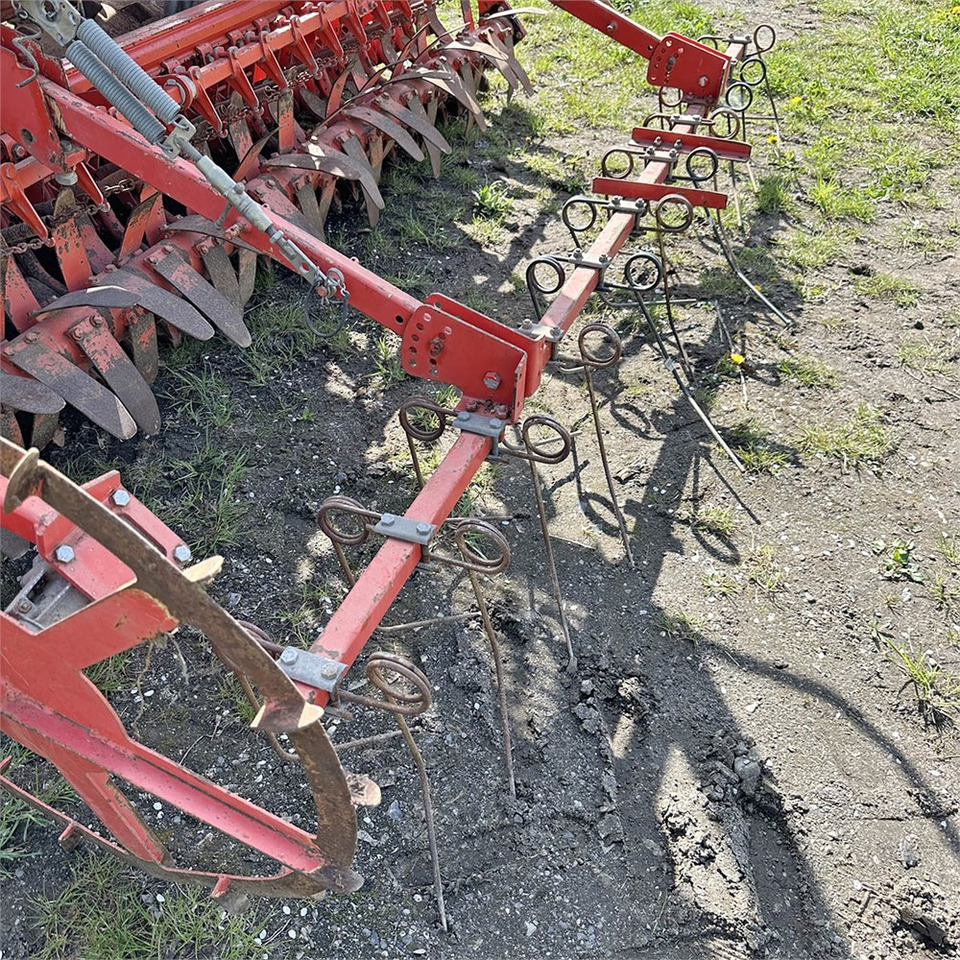 Utstyr til såing og planting Kuhn Venta TI 301: bilde 11 Utstyr til såing og planting Kuhn Venta TI 301: bilde 11