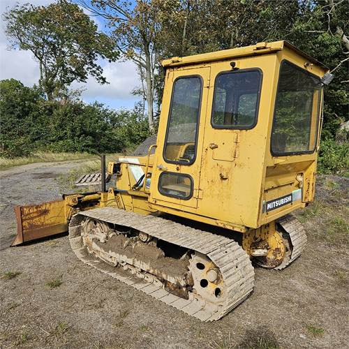 Mitsubishi BD2G - Bulldozer: bilde 3 Mitsubishi BD2G - Bulldozer: bilde 3