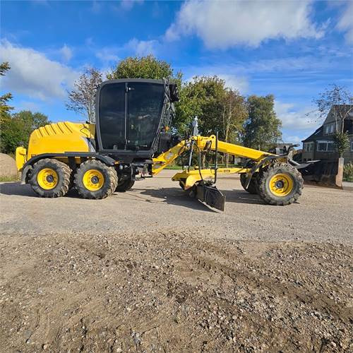Grader New Holland F 106.7A: bilde 6