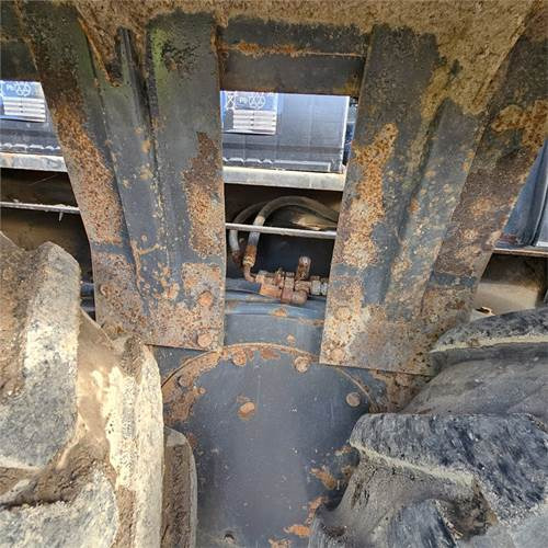 Grader New Holland F 106.7A: bilde 43