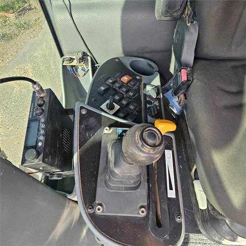 Grader New Holland F 106.7A: bilde 10