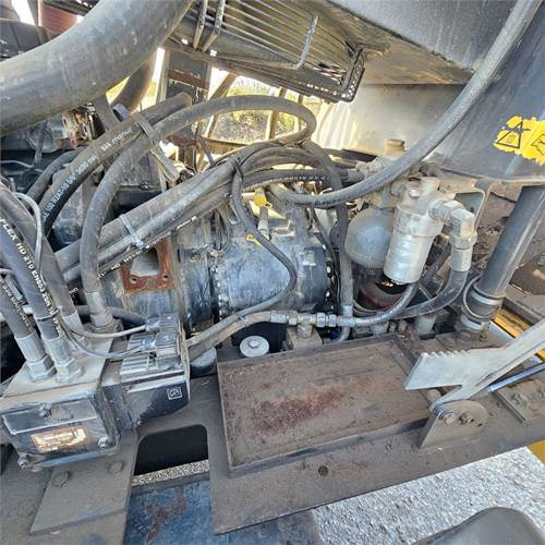 Grader New Holland F 106.7A: bilde 32