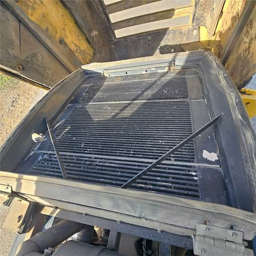 Grader New Holland F 106.7A: bilde 31