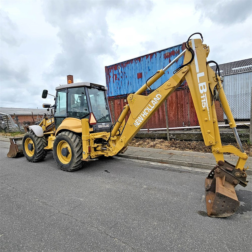 New Holland LB115 - Traktorgraver: bilde 4 New Holland LB115 - Traktorgraver: bilde 4