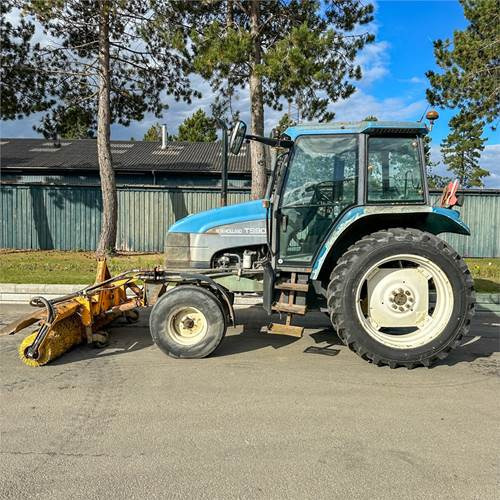 New Holland TS90 - Traktor: bilde 5 New Holland TS90 - Traktor: bilde 5