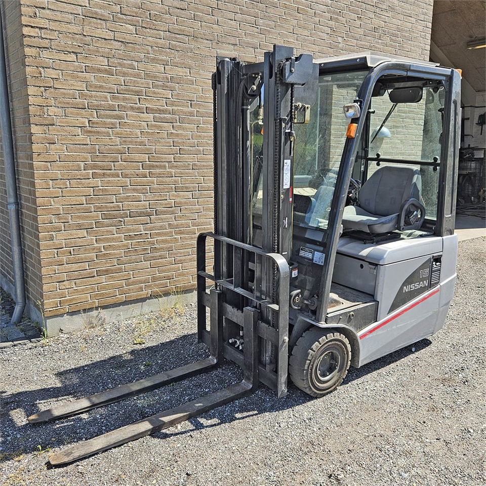 Nissan 1N1L150 - Gaffeltruck: bilde 2 Nissan 1N1L150 - Gaffeltruck: bilde 2