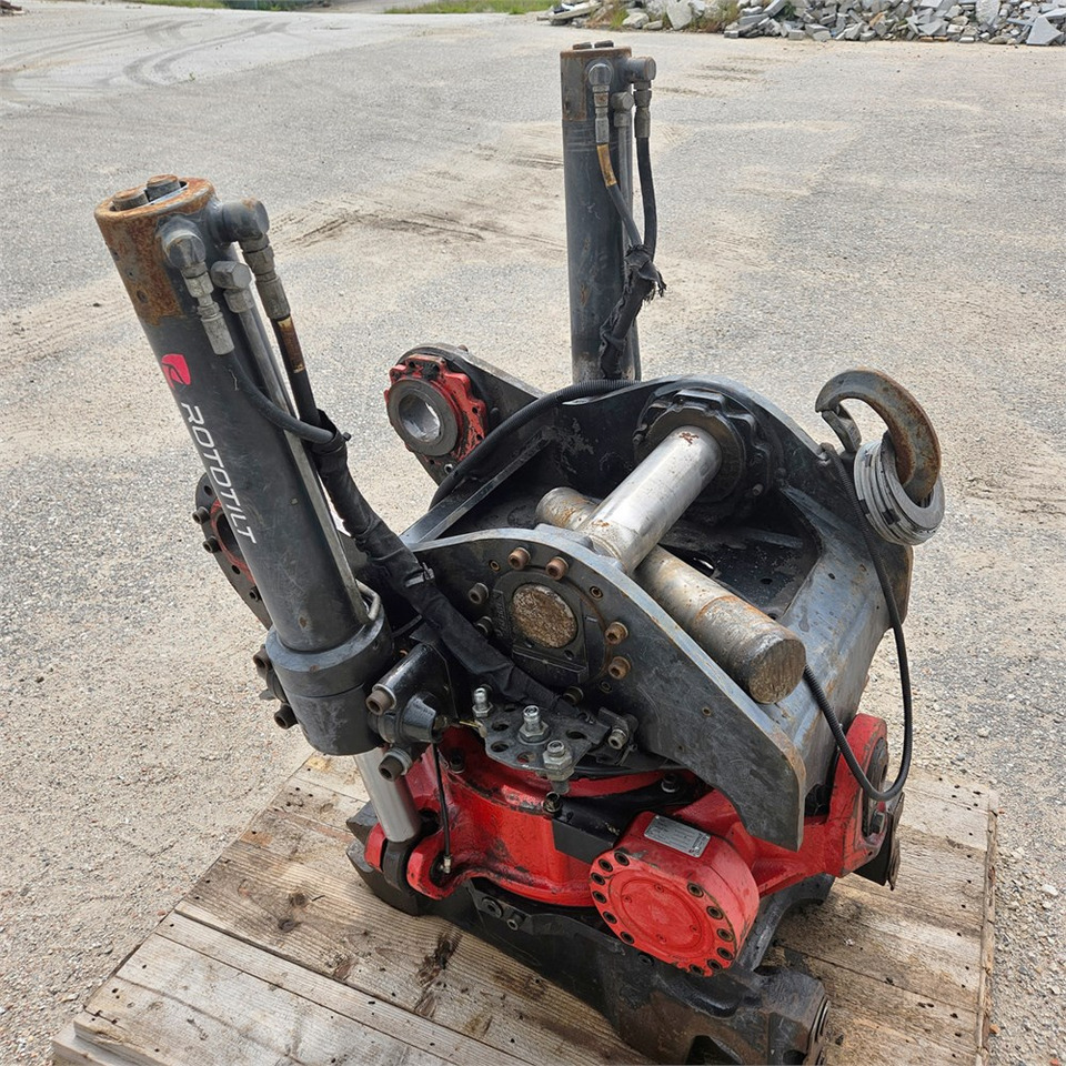 Rototilt R6 - Tiltrotator for Gravemaskin: bilde 1 Rototilt R6 - Tiltrotator for Gravemaskin: bilde 1