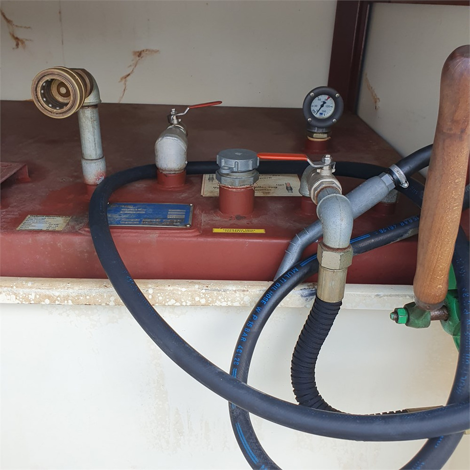 Roug A/S 2000 liter - Lagringstank: bilde 3 Roug A/S 2000 liter - Lagringstank: bilde 3