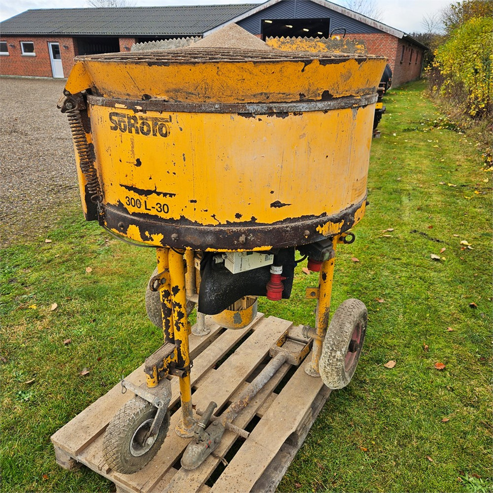 Soroto 300 L-30 - Betongblander: bilde 1 Soroto 300 L-30 - Betongblander: bilde 1