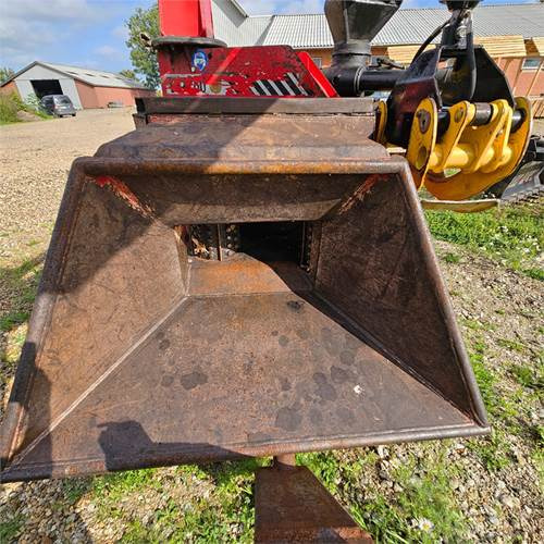 TP 280 PTO - Flismaskin: bilde 5 TP 280 PTO - Flismaskin: bilde 5