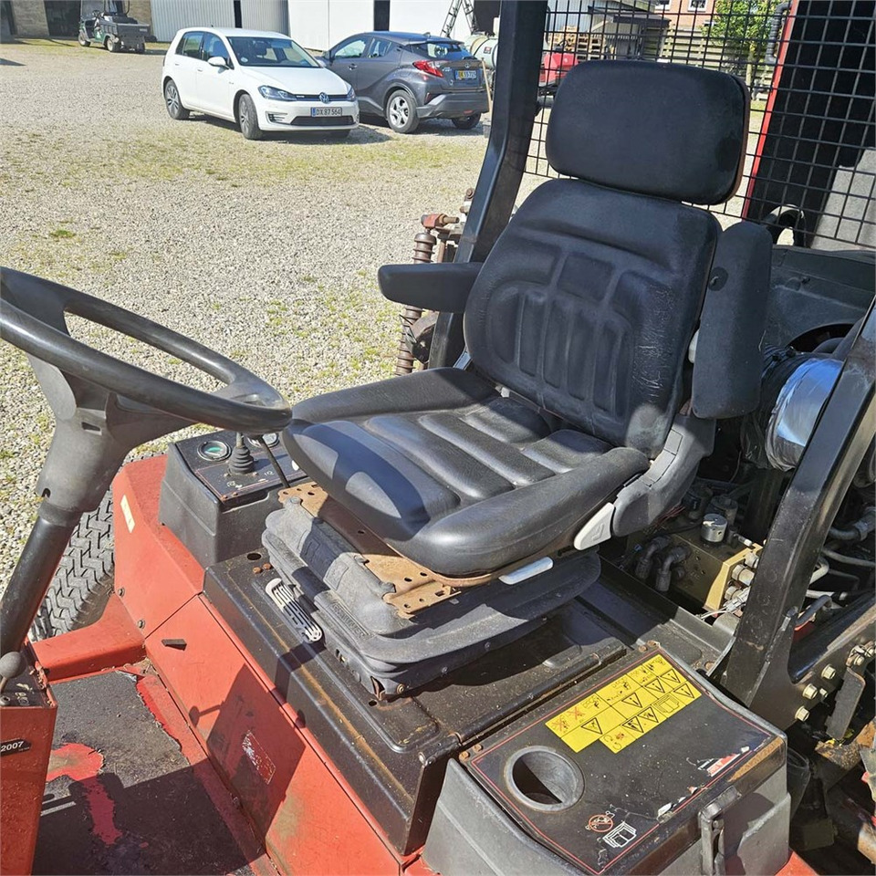 Gressklipper Toro Reelmaster 6700-D: bilde 9 Gressklipper Toro Reelmaster 6700-D: bilde 9