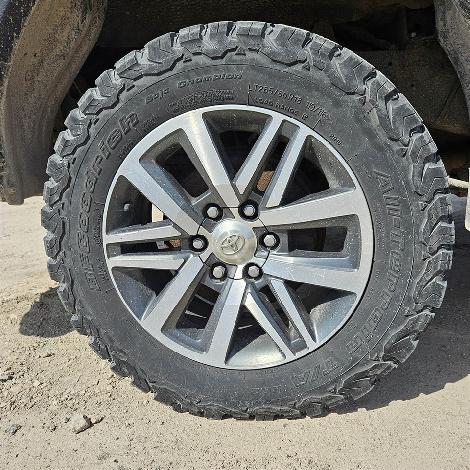 Leie Toyota Hillux Toyota Hillux: bilde 33